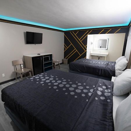 Artesia Motor Inn Беллфлавер Екстер'єр фото